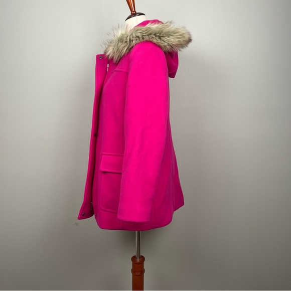 NWT Talbots Pink‎ Wool Blend Hooded Coat Faux Fur Trim Women’s Size 6 Winter - Picture 4 of 10